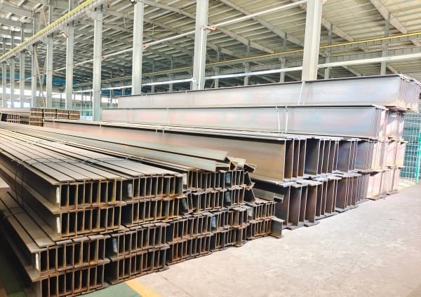 H beam steel section with high strength and stability, commonly used in industrial construction, bridges, and modern steel structures